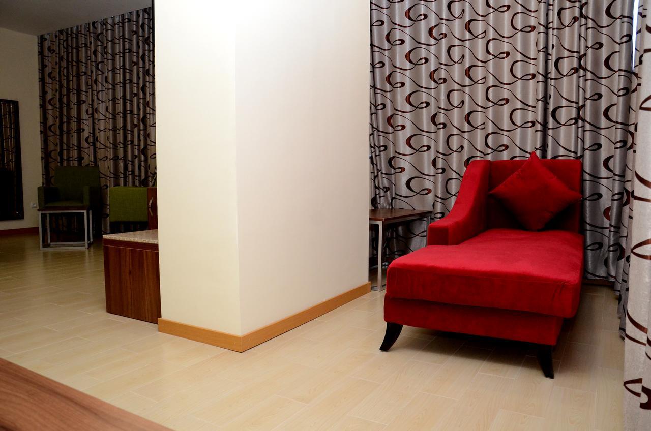 Blu Sky Hotel Мапуту Экстерьер фото