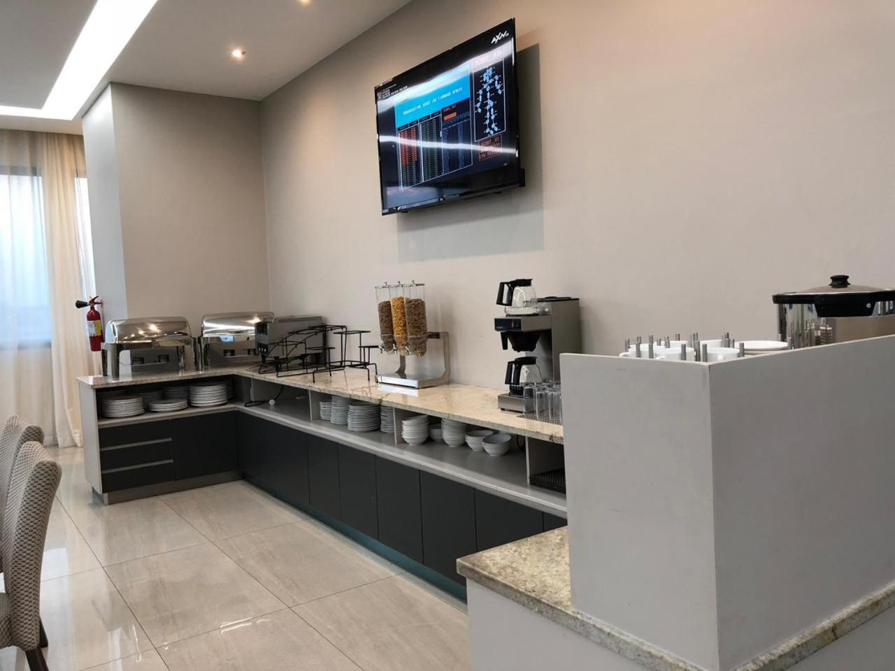 Blu Sky Hotel Мапуту Экстерьер фото
